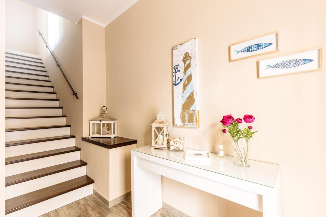 B&B Medusa Santa Flavia Buitenkant foto
