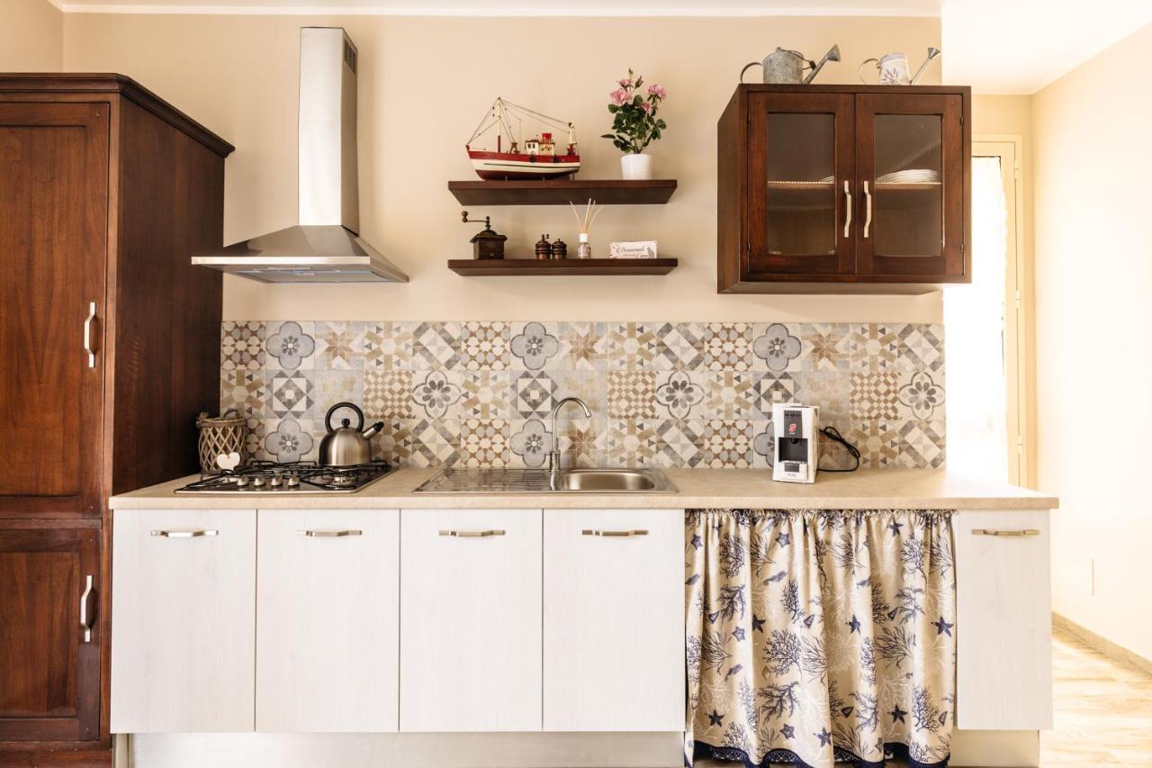 B&B Medusa Santa Flavia Buitenkant foto