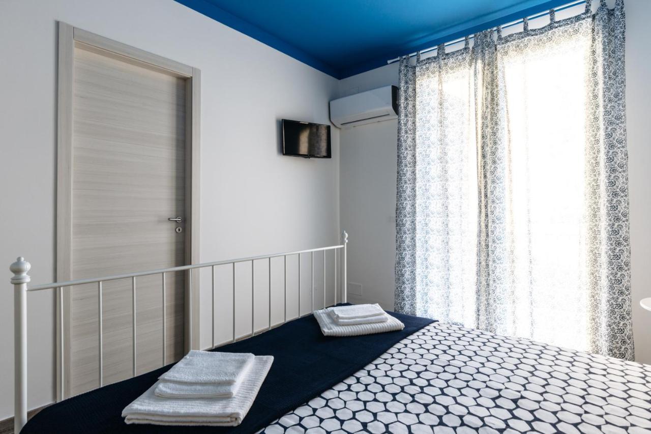 B&B Medusa Santa Flavia Buitenkant foto